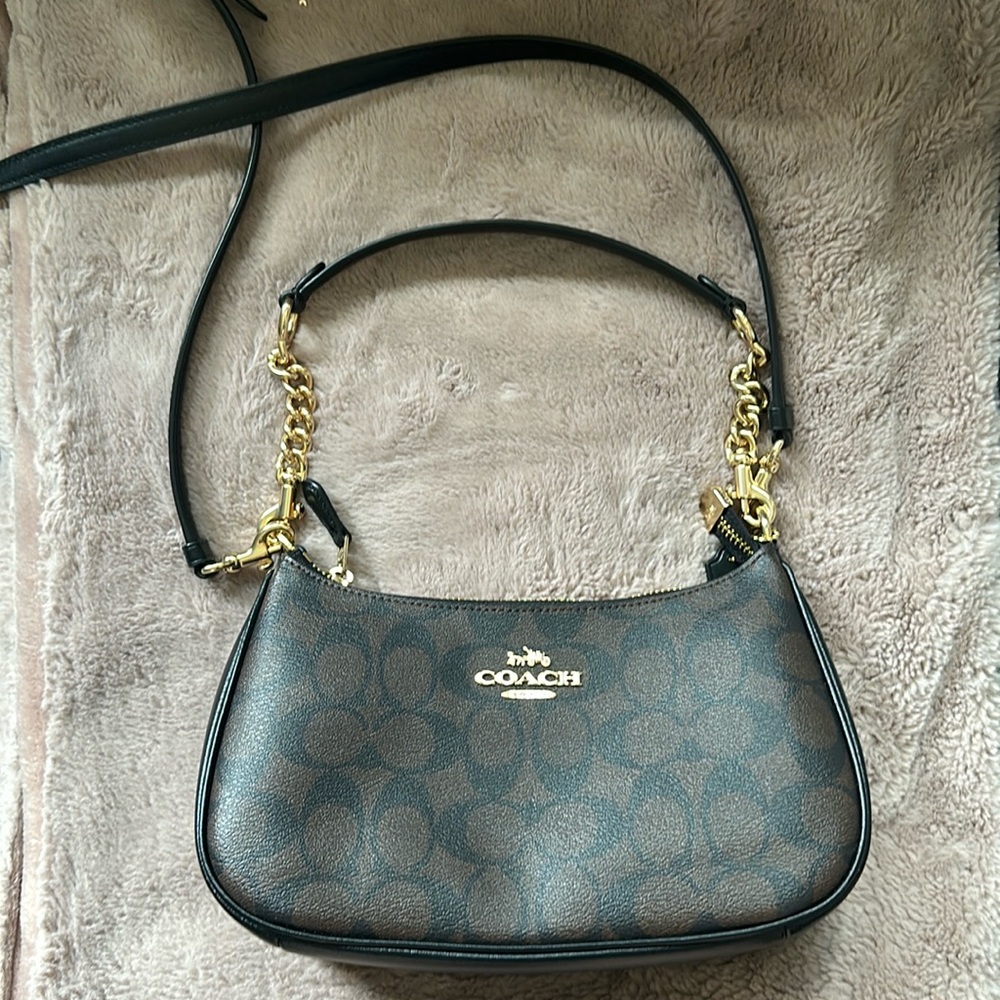 Coach Teri Shoulder bag